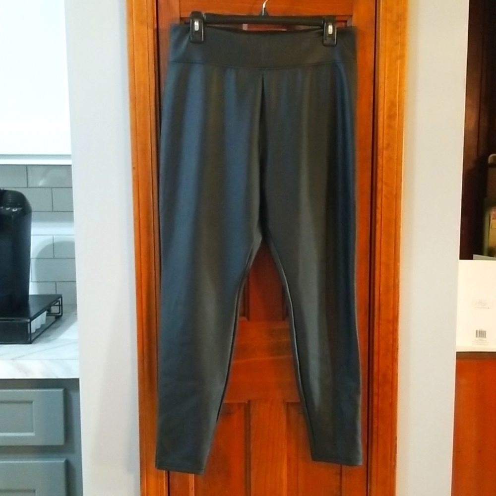Women's Merona faux leather lined pants size large